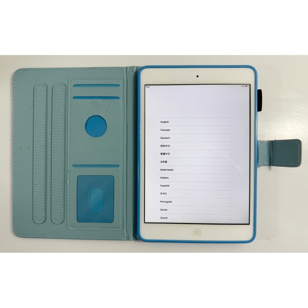 Apple‎ iPad Mini 1st Gen A1432 16GB Silver Butterfly Folio Case Bundle